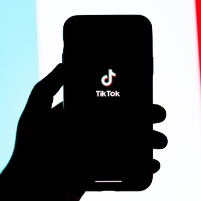 Tutti contro TikTok. Scenari e opportunità per le aziende nel post-Trump